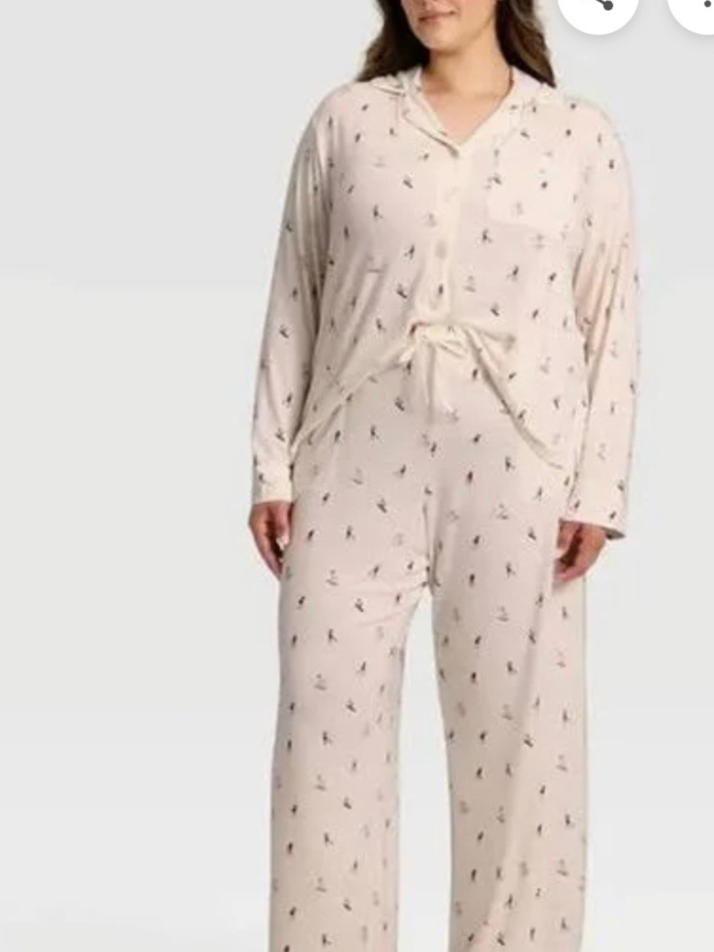 Auden Cream Ski Printed Two-Piece Pajama Set